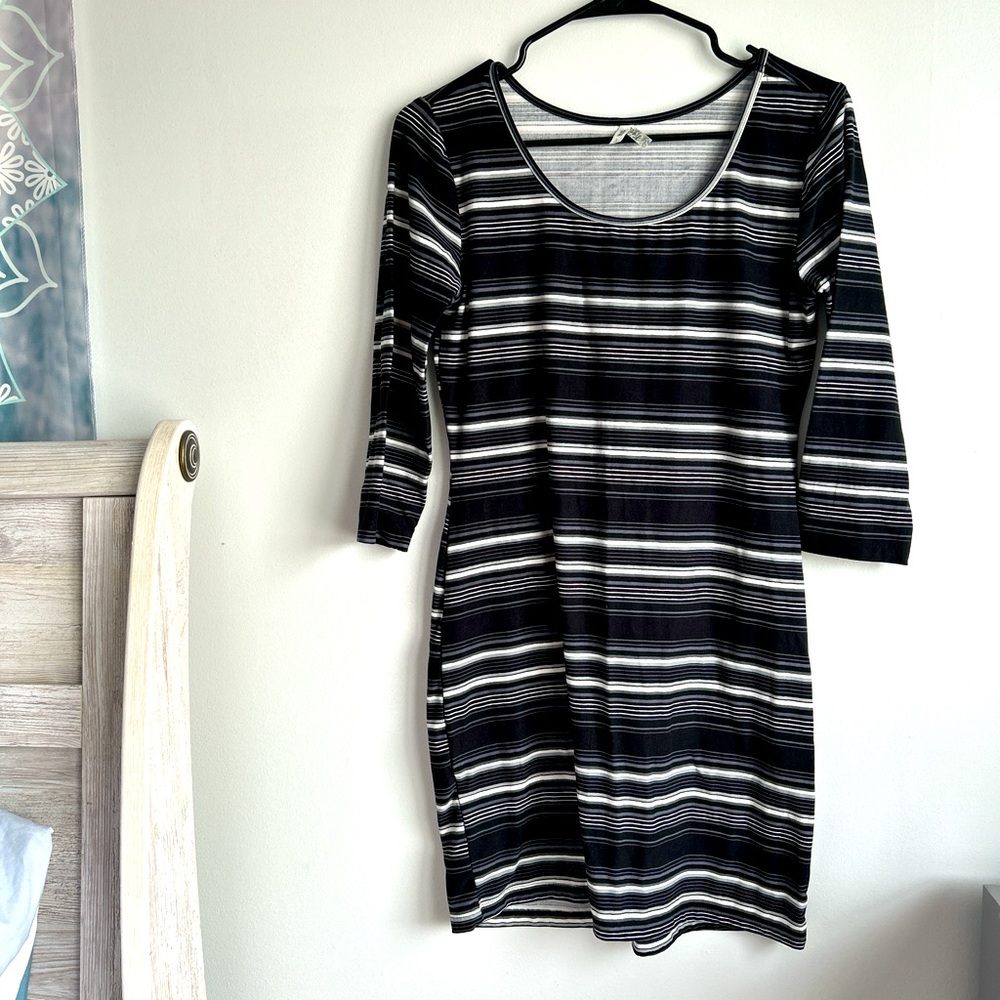 Mudd Size Large Dress